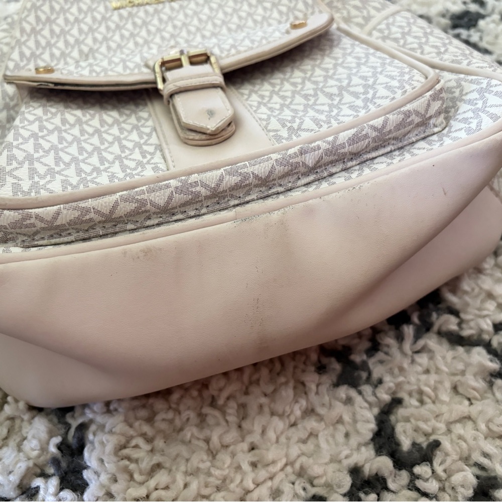 Michael kors backpack purse - Picture 2 of 4